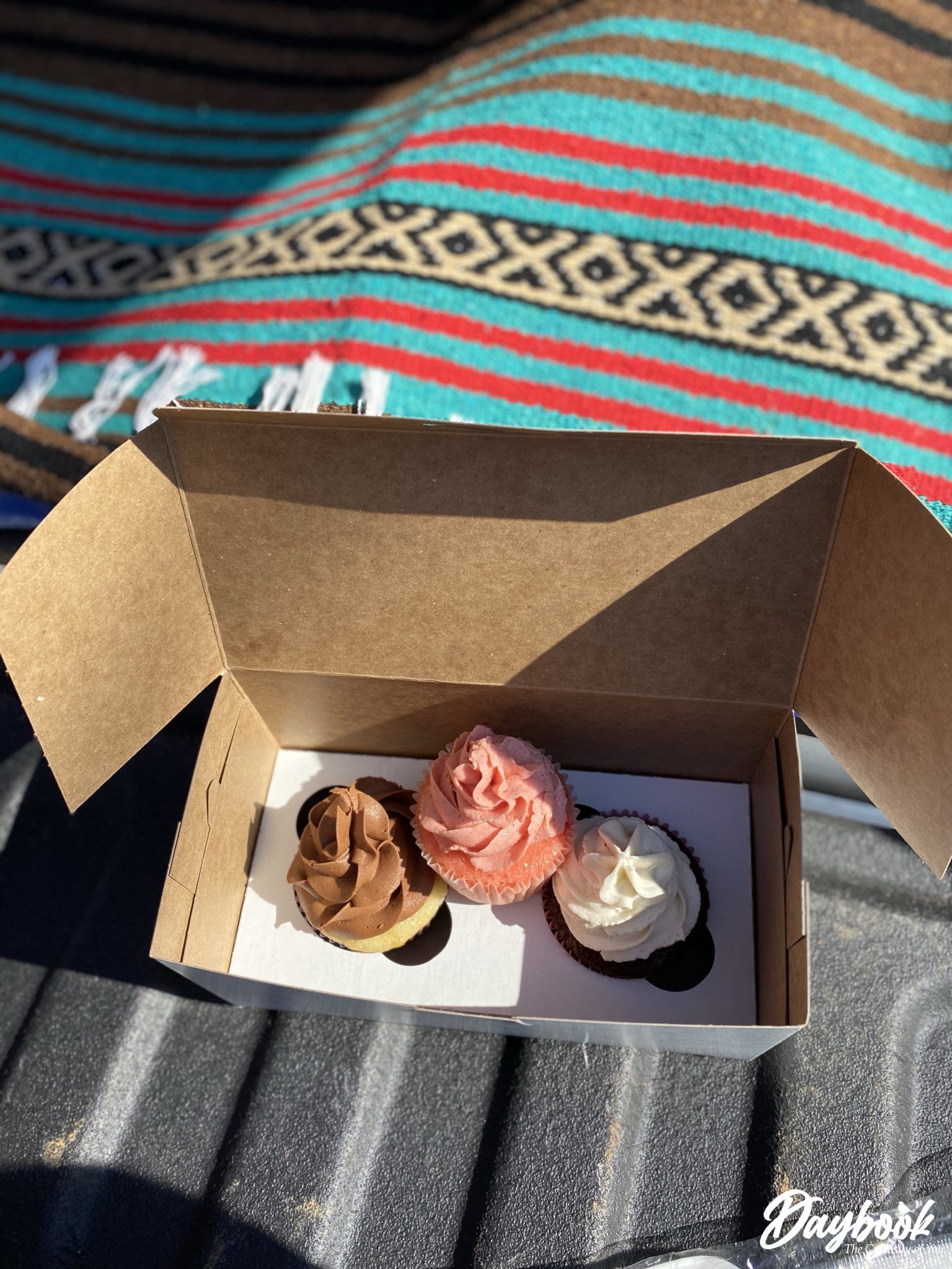 cupcakes in a bakery box